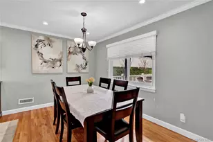 34 Hunter Pl, Smithtown, NY 11787 - Photo 13