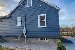 43 Abby Ln, Shirley, NY 11967 - Photo 7