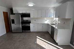 250 Huntington Ave, Bronx, NY 10465 - Photo 7