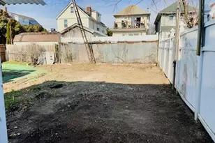 104-33 142nd St, Jamaica, NY 11435 - Photo 15