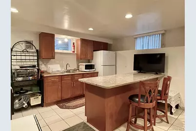 169 Old Mamaroneck Avenue #B1, White Plains, NY 10605 - Photo 1