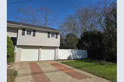 43 Newtown Avenue, Selden, NY 11784 - Photo 3