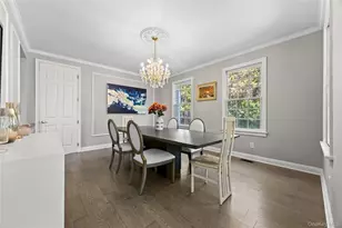 16 MacKay Way, Roslyn, NY 11576 - Photo 7