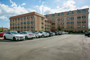 185 W Park Ave, Long Beach, NY 11561 - Photo 3