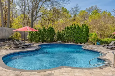 10 Clemens Court, East Setauket, NY 11733 - Photo 33