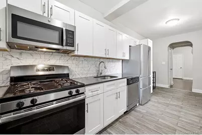 155-01 90th #3R, Jamaica, NY 11432 - Photo 5