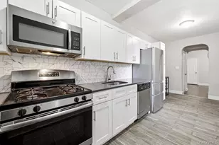 155-01 90th, Jamaica, NY 11432 - Photo 5