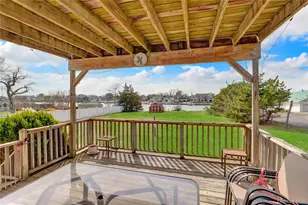 150 W Islip Rd, West Islip, NY 11795 - Photo 33
