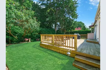 254 Meredith Lane, West Hempstead, NY 11552 - Photo 27