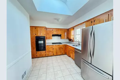 57-10 246th Place, Little Neck, NY 11362 - Photo 5