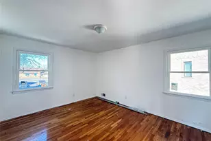 57-10 246th Pl, Little Neck, NY 11362 - Photo 13