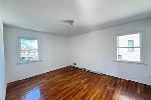 57-10 246th Pl, Little Neck, NY 11362 - Photo 9