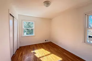 57-10 246th Pl, Little Neck, NY 11362 - Photo 11