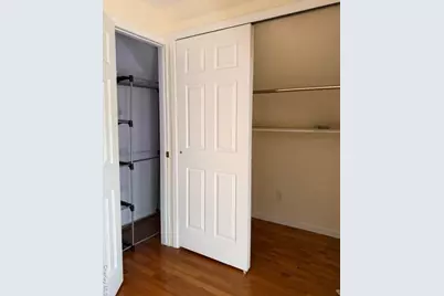 268 Schenck Avenue, Great Neck, NY 11021 - Photo 13