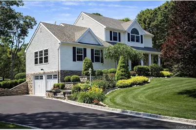 10 Messina Avenue, Center Moriches, NY 11934 - Photo 9