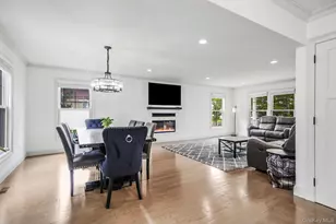 353 A Winthrop St, Westbury, NY 11590 - Photo 9