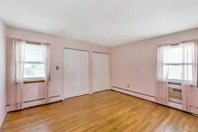 4 Carino Drive, Hicksville, NY 11801 - Photo 9