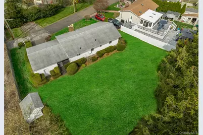 4 Carino Drive, Hicksville, NY 11801 - Photo 5