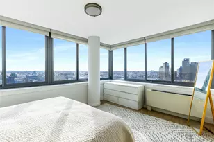 4705 Center Blvd, Long Island City, NY 11109 - Photo 9