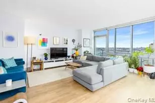 4705 Center Blvd, Long Island City, NY 11109 - Photo 9