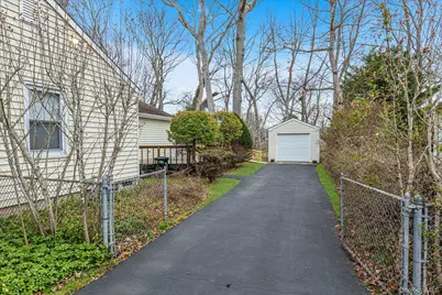74 Country Club Road, Bellport, NY 11713 - Photo 19