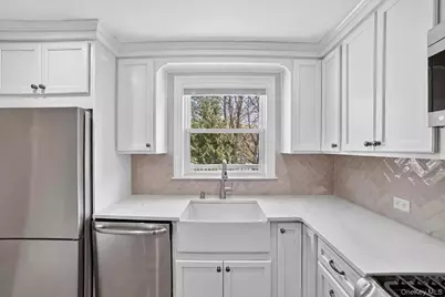 26 Montross Street, White Plains, NY 10603 - Photo 15