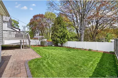 26 Montross Street, White Plains, NY 10603 - Photo 35
