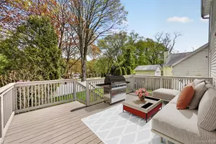 26 Montross St, White Plains, NY 10603 - Photo 27