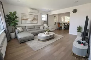 289 Roselle St, Mineola, NY 11501 - Photo 3