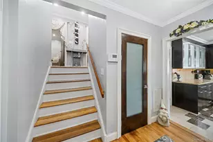 13 Noon Pl, Freeport, NY 11520 - Photo 5