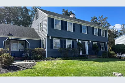 4 Scenic Drive, Poughkeepsie, NY 12603 - Photo 1