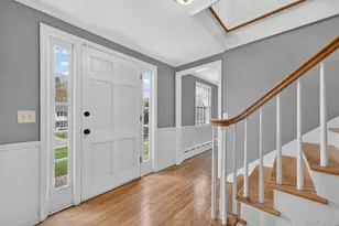 4 Scenic Dr, Poughkeepsie, NY 12603 - Photo 3