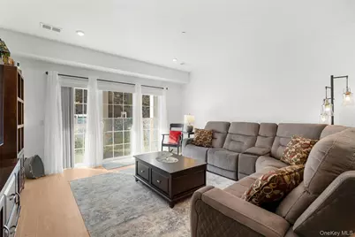 3570 Bennington Drive #1011, Fishkill, NY 12524 - Photo 7