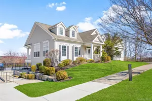 3570 Bennington Dr, Fishkill, NY 12524 - Photo 19