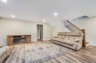 5 Indian Dr, West Nyack, NY 10994 - Photo 27