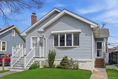 345 W Walnut Street, Long Beach, NY 11561 - Photo 5
