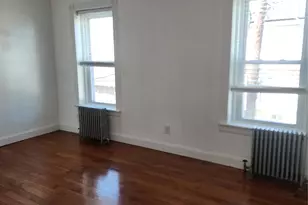 11 Coonley Ct, New York, NY 10303 - Photo 9