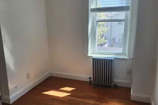 11 Coonley Ct, New York, NY 10303 - Photo 11