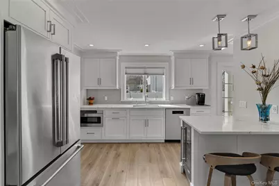 3 William Street, East Northport, NY 11731 - Photo 7
