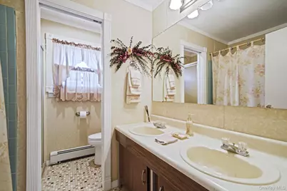 26 Clarke Street, Brentwood, NY 11717 - Photo 27