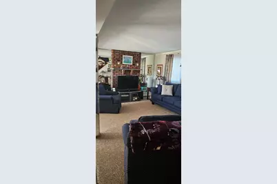 26 Clarke Street, Brentwood, NY 11717 - Photo 5