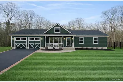 14 Belvoir Court, Ridge, NY 11788 - Photo 1