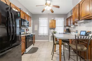 75-20 60th Pl, Glendale, NY 11385 - Photo 3