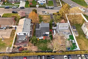 266 Neptune Ave, West Babylon, NY 11704 - Photo 31