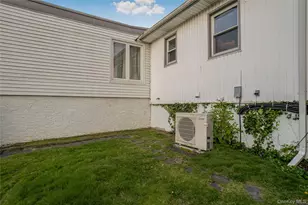 68 Riverdale Rd, Valley Stream, NY 11581 - Photo 15