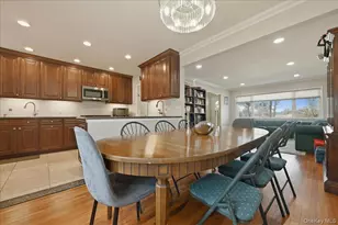 739 Dogwood Ave, West Hempstead, NY 11552 - Photo 7