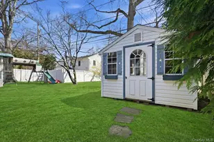 739 Dogwood Ave, West Hempstead, NY 11552 - Photo 33