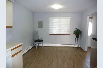 39 Cedar Court, Middletown, NY 10940 - Photo 3