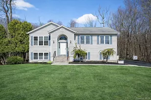 12 Aron Ct, Spring Valley, NY 10977 - Photo 3