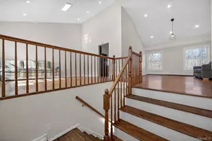 12 Aron Ct, Spring Valley, NY 10977 - Photo 5